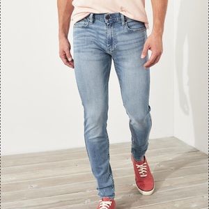 Hollister Super Skinny Jeans